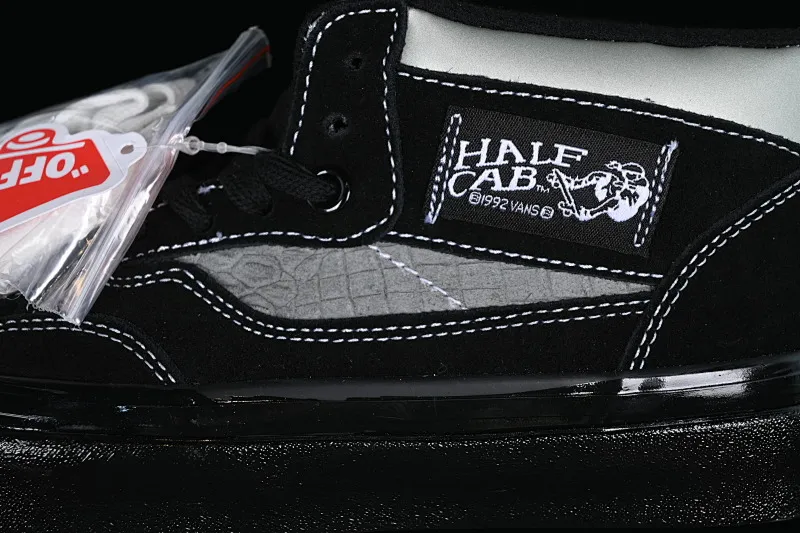All categories Vans Vans series Vans Mid Vans China Vans Half Cab 33 Dx legendary skater signature China skateboard shoes VN0A5KX6B3C